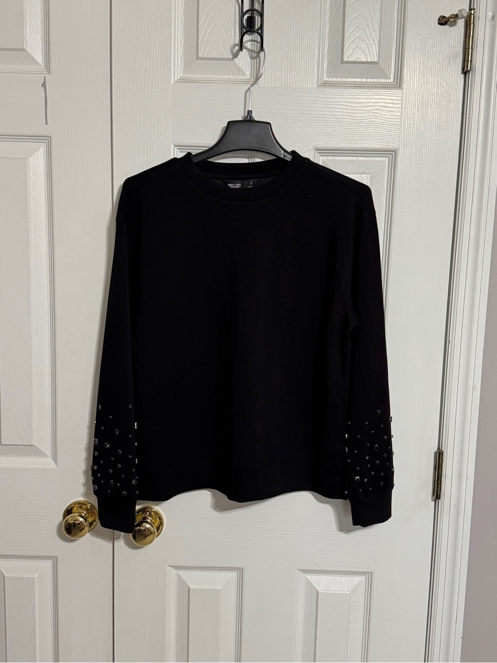 Simply Vera Vera Wang Black Crewneck Top